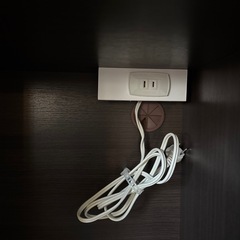 オシャレ✨レンジ台🍽コンセント付き🔌木目ブラウン🤎食器棚ダークブラウンキッチン収納の画像