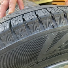 スタッドレスタイヤ　ブリザック VRX3 195/65R16 ホイール4本セット 2023年製 ワンシーズン使用の画像