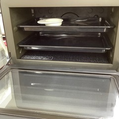 【トレファク　ラパーク岸和田店】SHARP オーブンレンジ　2017年製　1000W 庫内フラットの画像