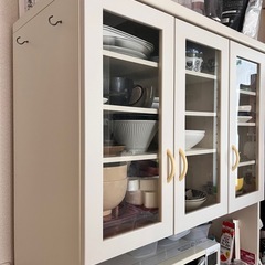 食器棚　食器等は付属しませんの画像