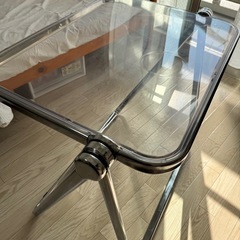 クリアテーブルの画像