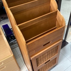 雑誌入れ　小物入れ　ラック　中古　リサイクルショップ宮崎屋　住吉店25.11.16の画像