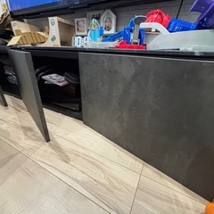 テレビ台(収納〇)縦40×横180×奥行42の画像