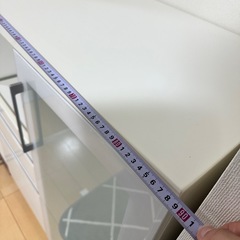 【収納棚】ホワイト収納キャビネット／ガラス扉・引き出し3段付きの画像