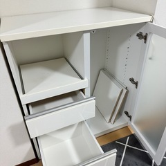 【収納棚】ホワイト収納キャビネット／ガラス扉・引き出し3段付きの画像