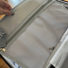 鍵付きスーツケースの画像