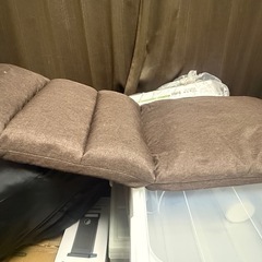 座椅子
2点セットの画像