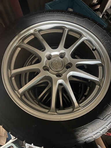 スタッドレスタイヤ