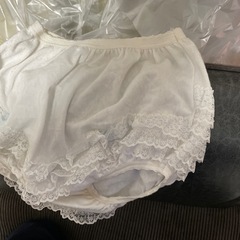 ヨネックステニススコート　プリンスアンダースコートMの画像