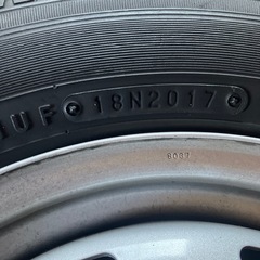 軽四用　スタッドレスタイヤホイール付きの画像