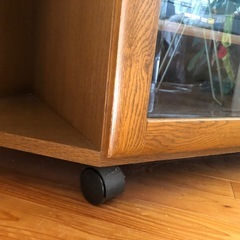 木製テレビボードの画像