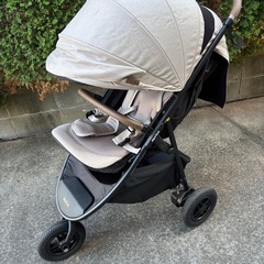 ベビーカー  三輪 Apricaの画像
