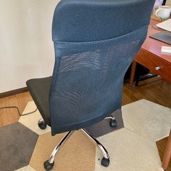 【お譲先決定】ニトリ　デスクチェア　オフィスチェア メッシュ　椅子の画像