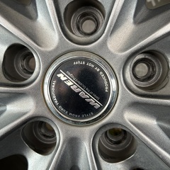 215/60 R16 アルミホイール4本、スタッドレスタイヤつき（中古）の画像