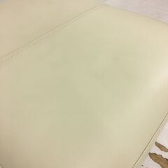  25158  レザーオットマン    ◆大阪市内・東大阪市他 6,000円以上ご購入で無料配達いたします！◆ ※高槻・枚方方面◆西宮・尼崎方面◆生駒方面　それぞれ条件付き無料配送あり！            の画像