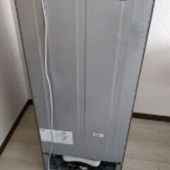 冷蔵庫 TCL (114L 2ドア) 右向き 1人暮らしの画像