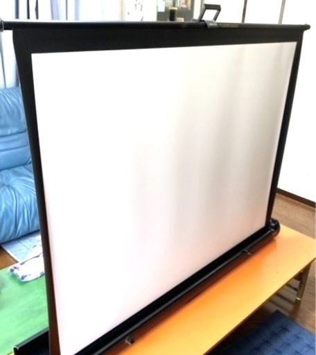 ヤフオク出品中★プロジェクタースクリーン「大型」
