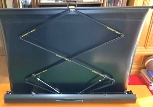 ヤフオク出品中★プロジェクタースクリーン「大型」