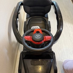 子供の車の画像