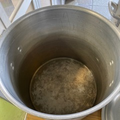 業務用両手鍋
の画像