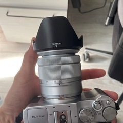 富士フイルム XA3 カメラとレンズの画像