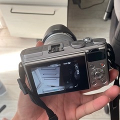 富士フイルム XA3 カメラとレンズの画像