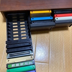 テレビゲームカセット入れの画像