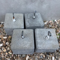 コンクリートブロック　ウェイト　4個の画像