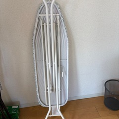 IKEA　アイロンボードの画像