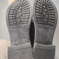 【新品】靴 23センチの画像