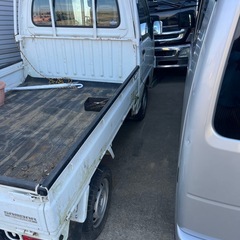 サンバートラック　安いが、ジャンク　四駆ではありませんの画像