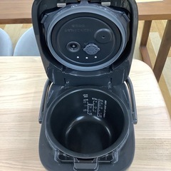 【トレファク　ラパーク岸和田店】圧力IH炊飯ジャー　象印　5.5合　2023年製の画像