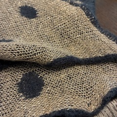 ニットドットストールマフラー　リバーシブルの画像