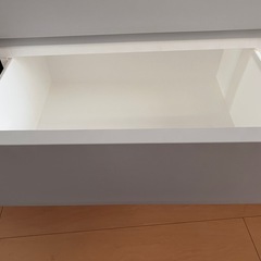 受け渡し先確定　
三段衣装ケースの画像