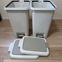 ニトリ 30Lゴミ箱　2セットの画像