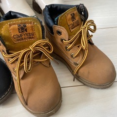 子供 ブーツの画像