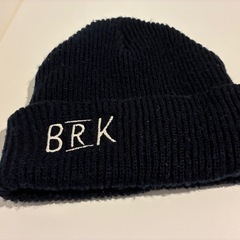 ジーパン、ジーンズ、ニット帽、ジャンパー、ズボン、まとめうり売りの画像