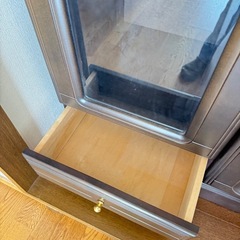 カップボード　食器棚の画像