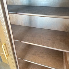 カップボード　食器棚の画像