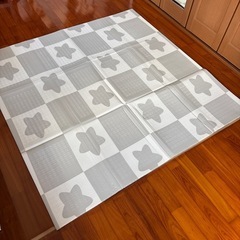折りたたみ プレイマットの画像