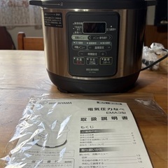 緊急処分！！新品、電気圧力鍋　の画像