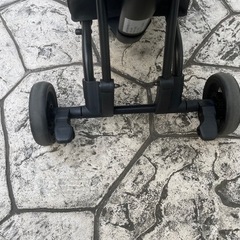 【犬用・3ヶ月使用】AIRBUGGY FITT Wiz アースグレー（家の外でで保管）の画像