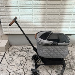 【犬用・3ヶ月使用】AIRBUGGY FITT Wiz アースグレー（家の外でで保管）の画像