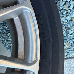 ホイール付きノーマルタイヤ4本セット225/60r17の画像