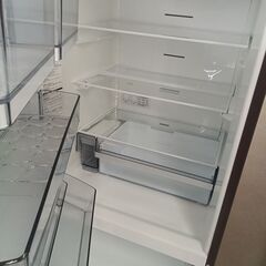 リユースのサカイ栃木店★ジモティ割あり★ TOSHIBA 冷蔵庫 GR-V365VL 356L 24年製 動作確認／クリーニング済み TC11587の画像