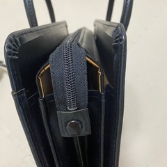 ビジネスバッグ☆両サイドもポケットありの画像