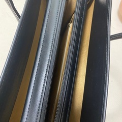 ビジネスバッグ☆両サイドもポケットありの画像