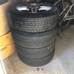 スタッドレス　185\60r15   外車用の画像