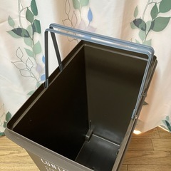 ニトリ　ゴミ箱　ブラウンの画像