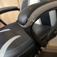 JOYFLY ゲーミングチェア ブラック/ホワイトの画像